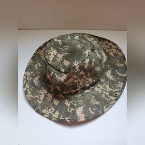 S.W. Camo Hat Size XL